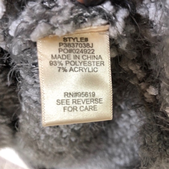 John Paul Richard Women’s Knit Sweater Gray Size Large Petite 3/4 Sleeves - Picture 6 of 7